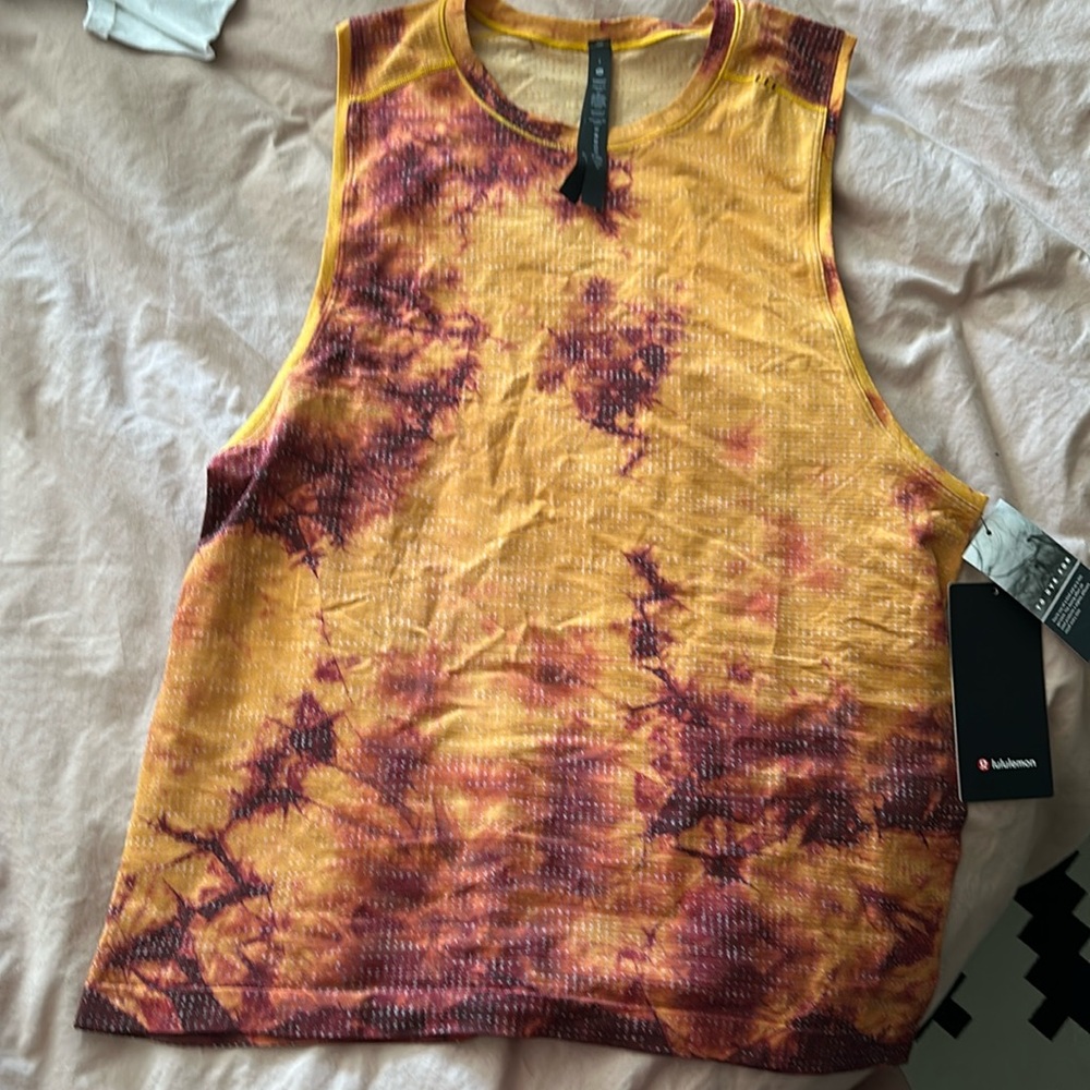 Men’s large Lululemon metal vent tech tank NWT